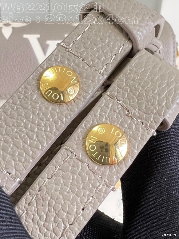 on Ivy-23.5*12*4.3cm LOUIS Chain Wallet VUITTON 0212